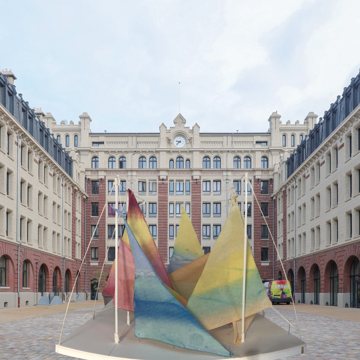 Sails (Les Voiles)